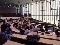 大学生活给发育障碍的学生带来了新的人生观