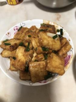 轻松制作，外酥里嫩：脆皮豆腐的家常做法