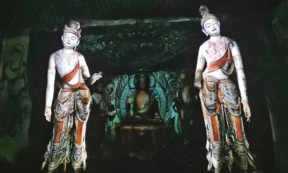 莫高窟课文探秘：彩塑、壁画与藏经洞的艺术瑰宝