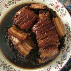 家常梅菜扣肉的做法：详细步骤，美味满分