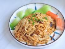 葱油面制作大揭秘：如何熬制香浓葱油与搭配美味面食