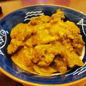 羊肉咖喱的独特魅力：鲜嫩羊肉与香浓咖喱的完美融合