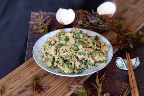 春芽炒鸡蛋做法详解：简单易学，美味可口