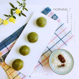 清明菜粑粑的做法：传统美味，两种口味任你选