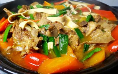 羊肉火锅怎么做？简单步骤，冬日暖身佳品