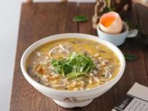 制作糁的详细步骤：排骨汤、麦仁与美味的碰撞