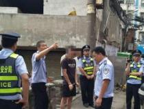 费切尔的怪鸟：三姐妹的智勇复仇，巫师终落网
