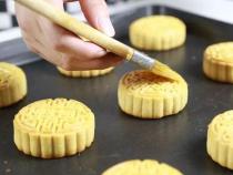 月饼皮的制作方法：关键步骤和技巧