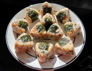 炸饭团的做法：美味寿司虾的烹饪指南