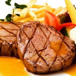 菲力牛排是牛的哪个部位？详解牛排种类与烹饪技巧，让你轻松享受西餐美食！